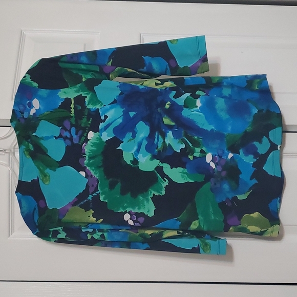 Susan Graver blouse - Picture 2 of 4